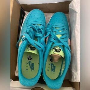 Size 7 - Nike Air Force 1 Low Oracle Aqua